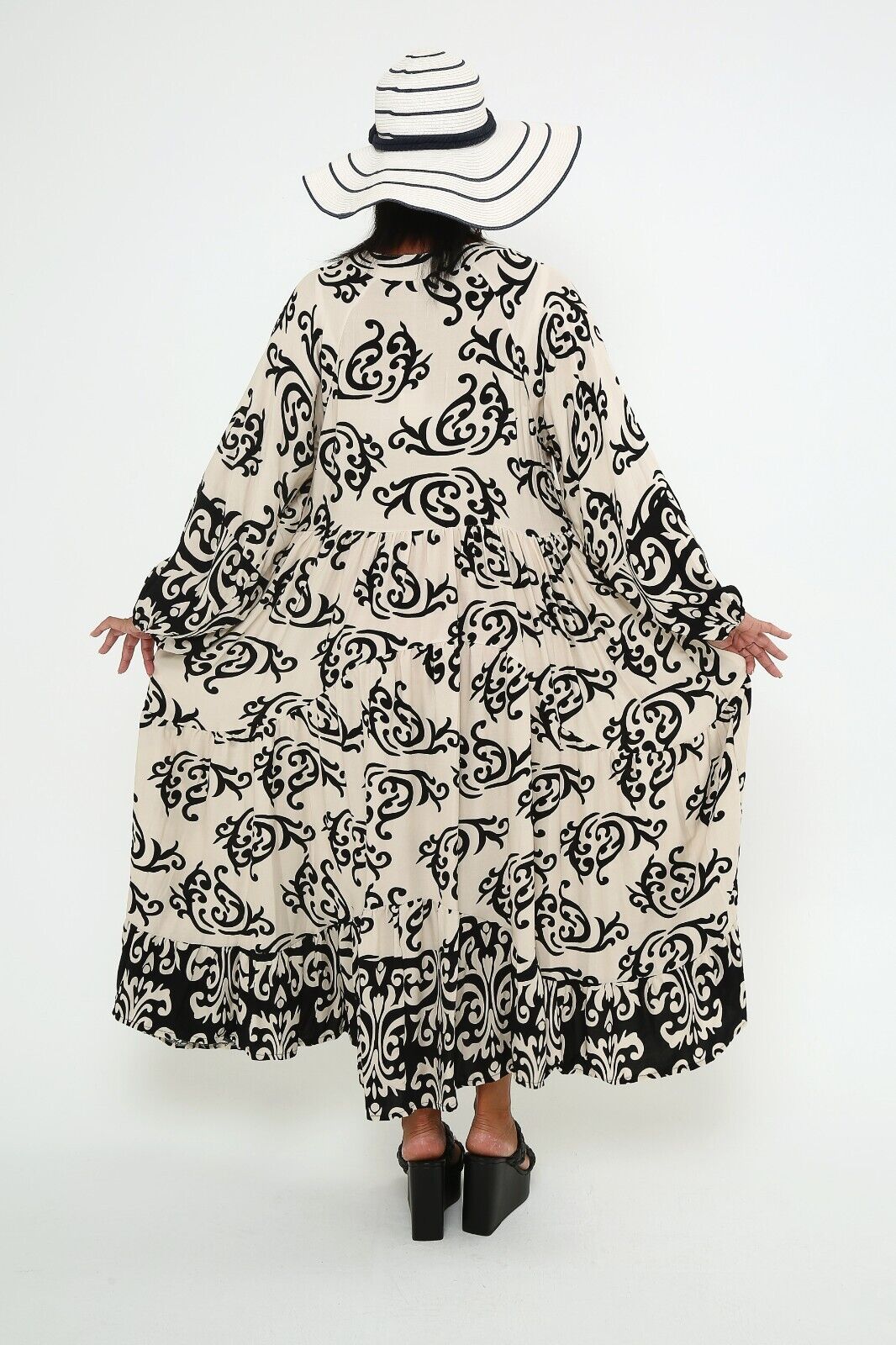 Women's Elegant Black & White Baroque Maxi Dress Long Sleeve Viscose, Boho Chic