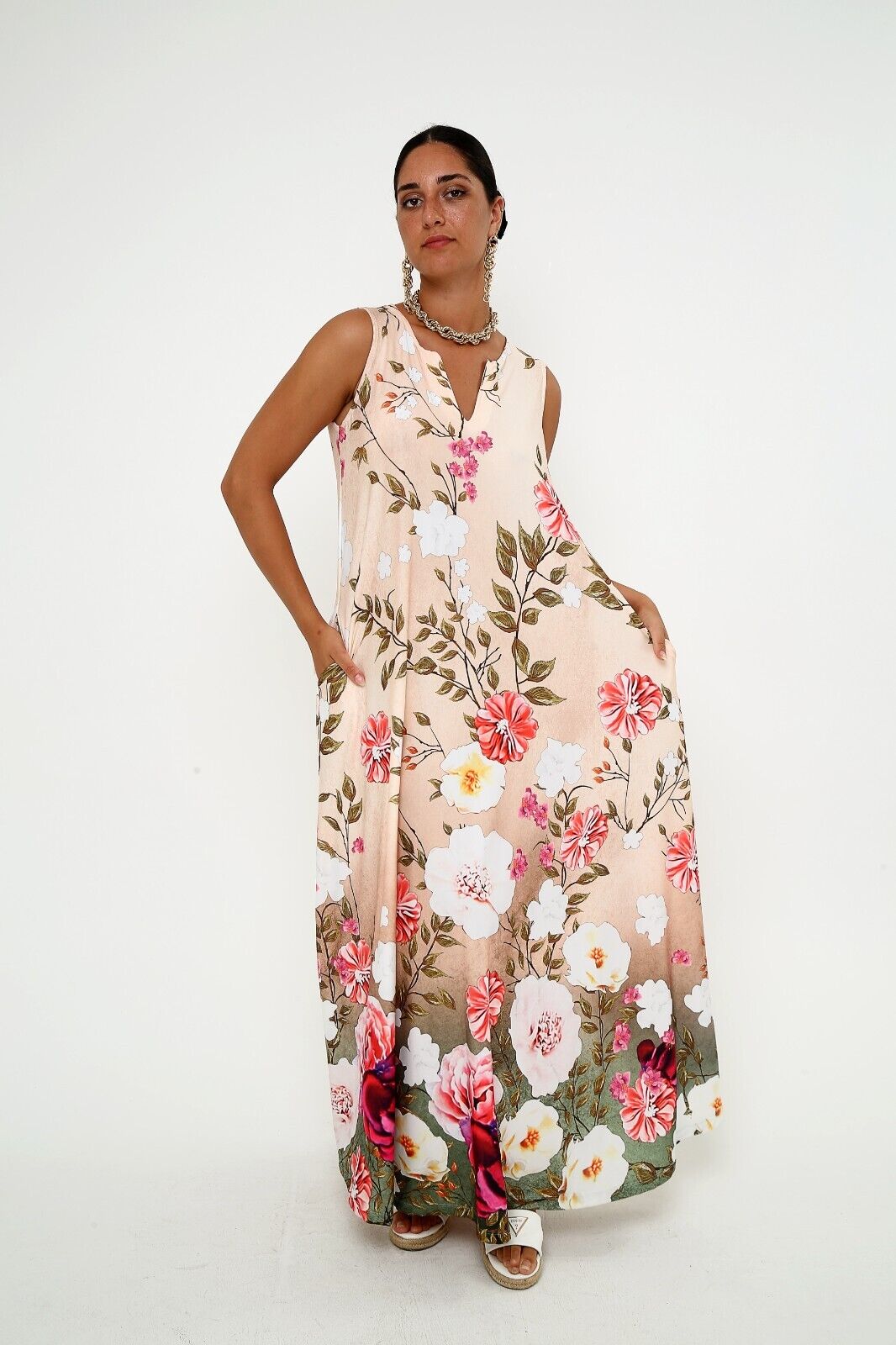 Women's Blush Floral Elegance Viscose Sleeveless Beige Maxi Dress With Pocket