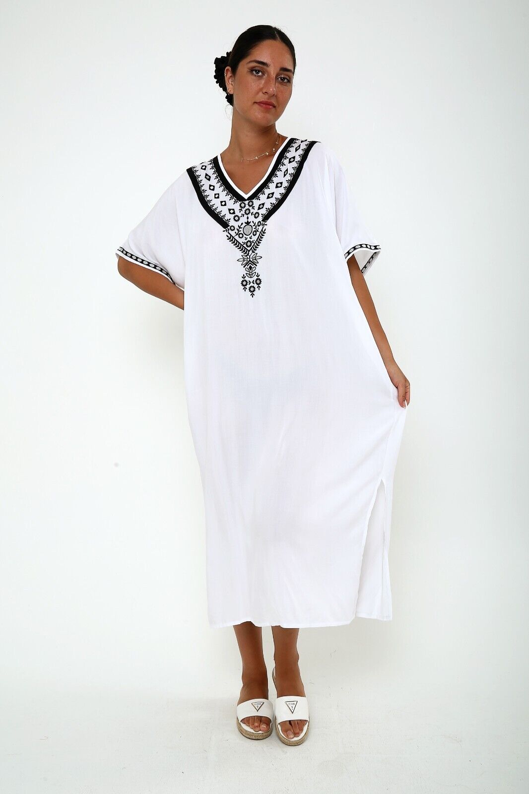 Women's Embroidered V neck dress , Women Kaftan Dress , Dress with Pockets