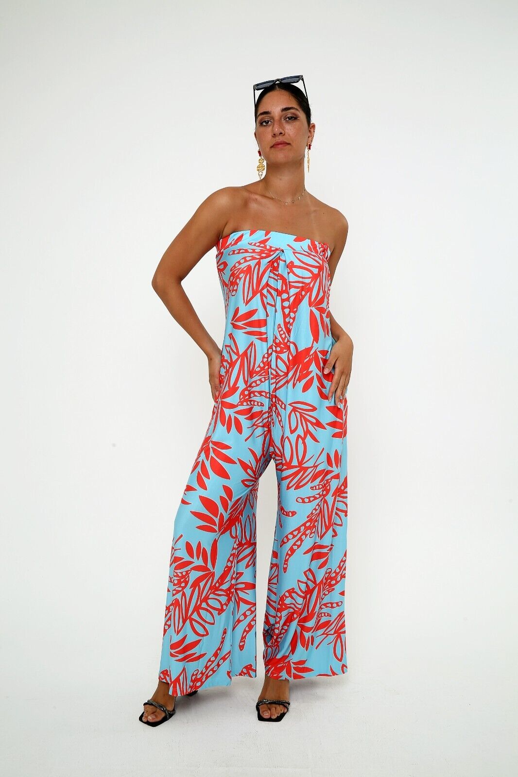 Women's Blue & Red Tropical Print Strapless Jumpsuit - Wide-Leg Viscose