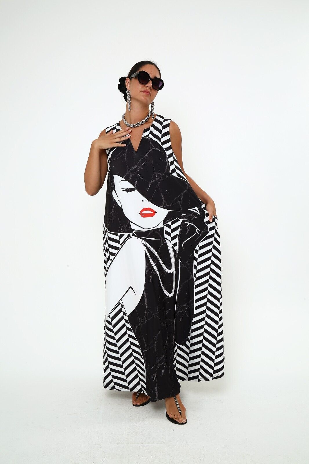 Women's Monochrome Glamour Viscose Sleeveless Maxi Dress With Pocket M