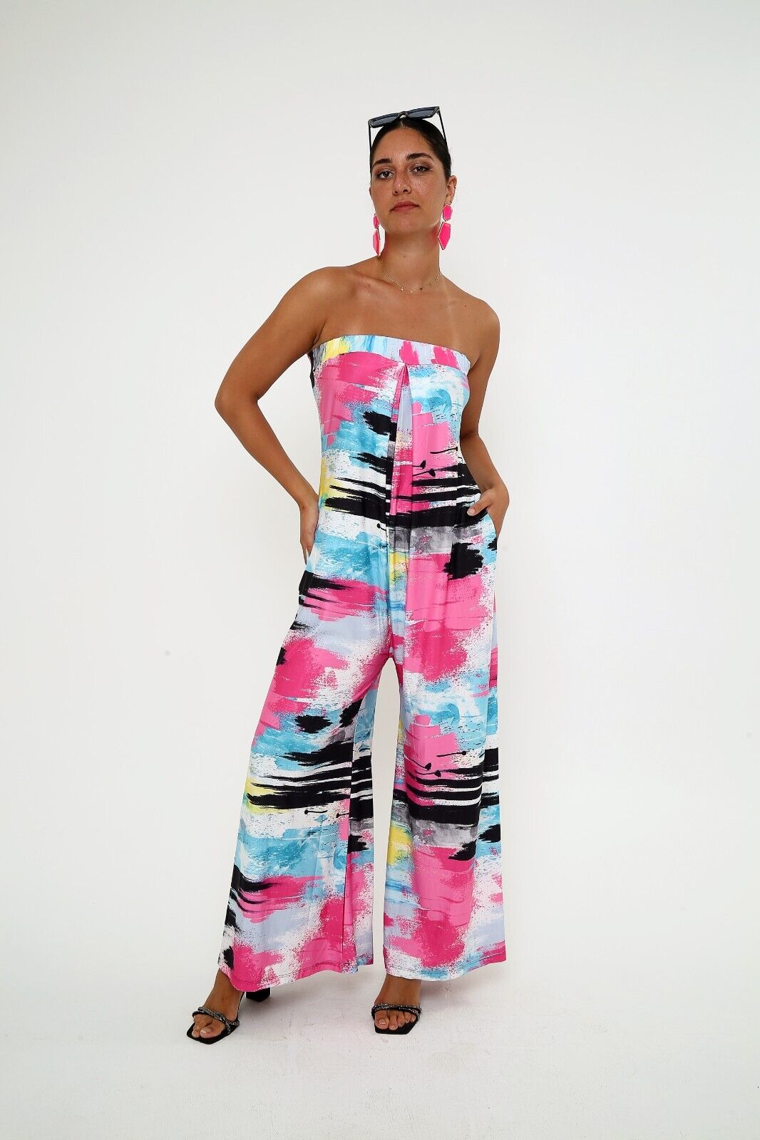 Women's Abstract Print Strapless Jumpsuit - Colorful Wide-Leg Viscose