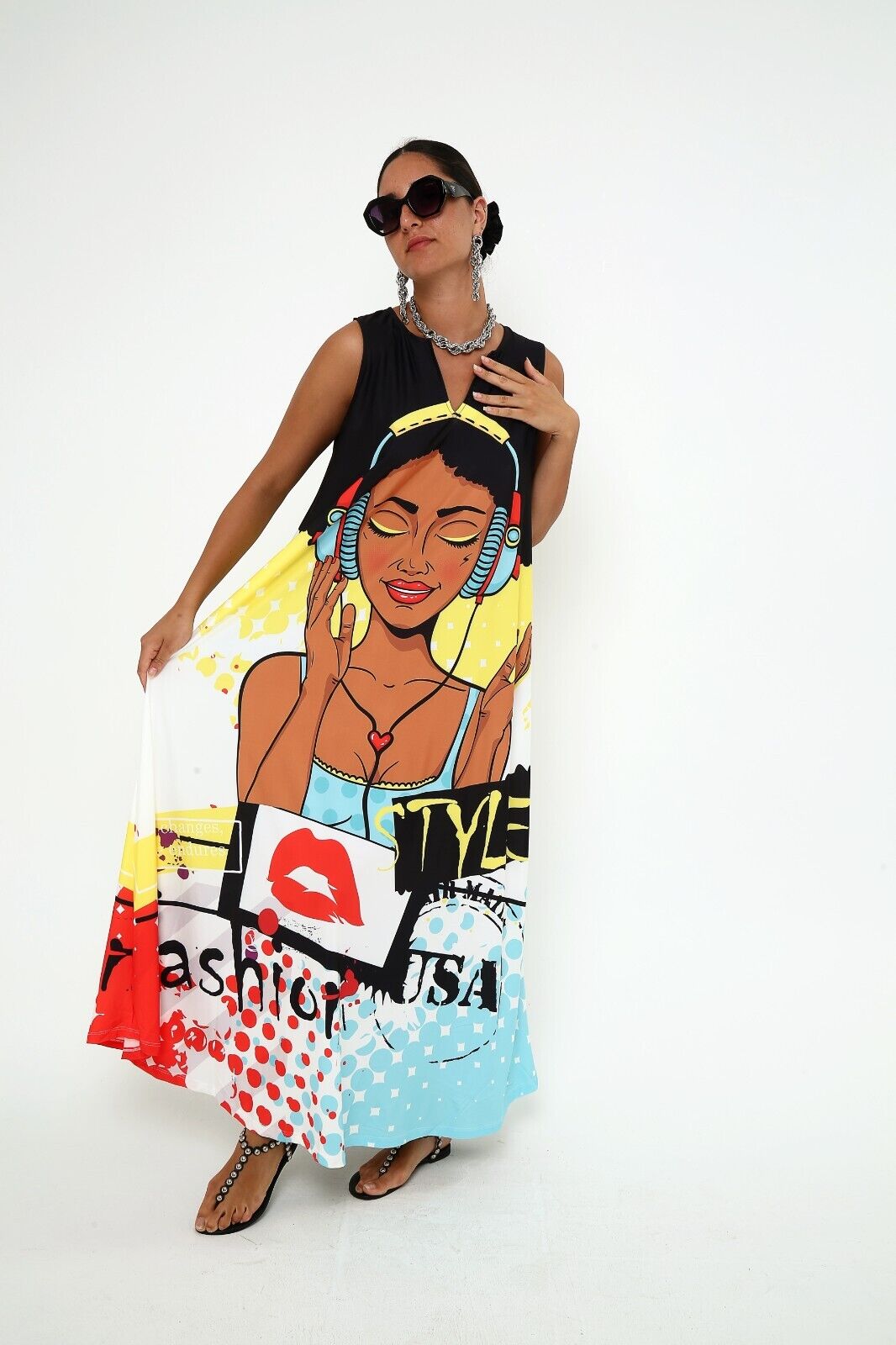 Women's Pop Art Music Vibes Viscose Sleeveless Black Maxi Dress With Pocket M