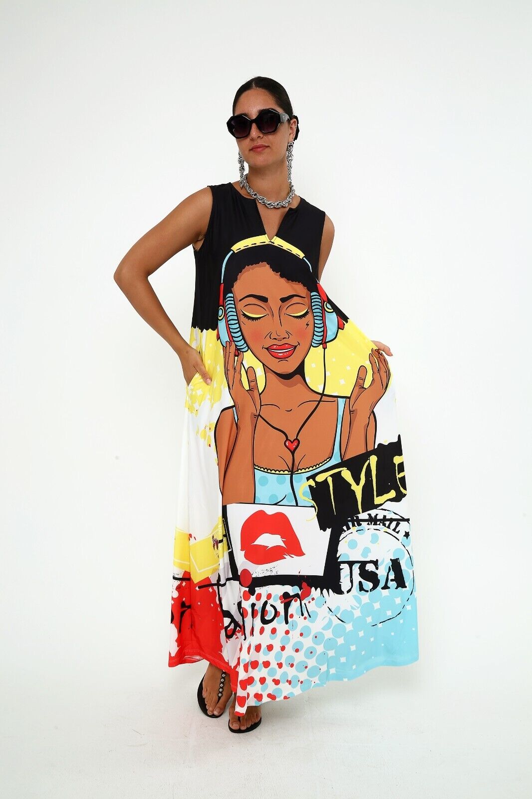 Women's Pop Art Music Vibes Viscose Sleeveless Black Maxi Dress With Pocket M