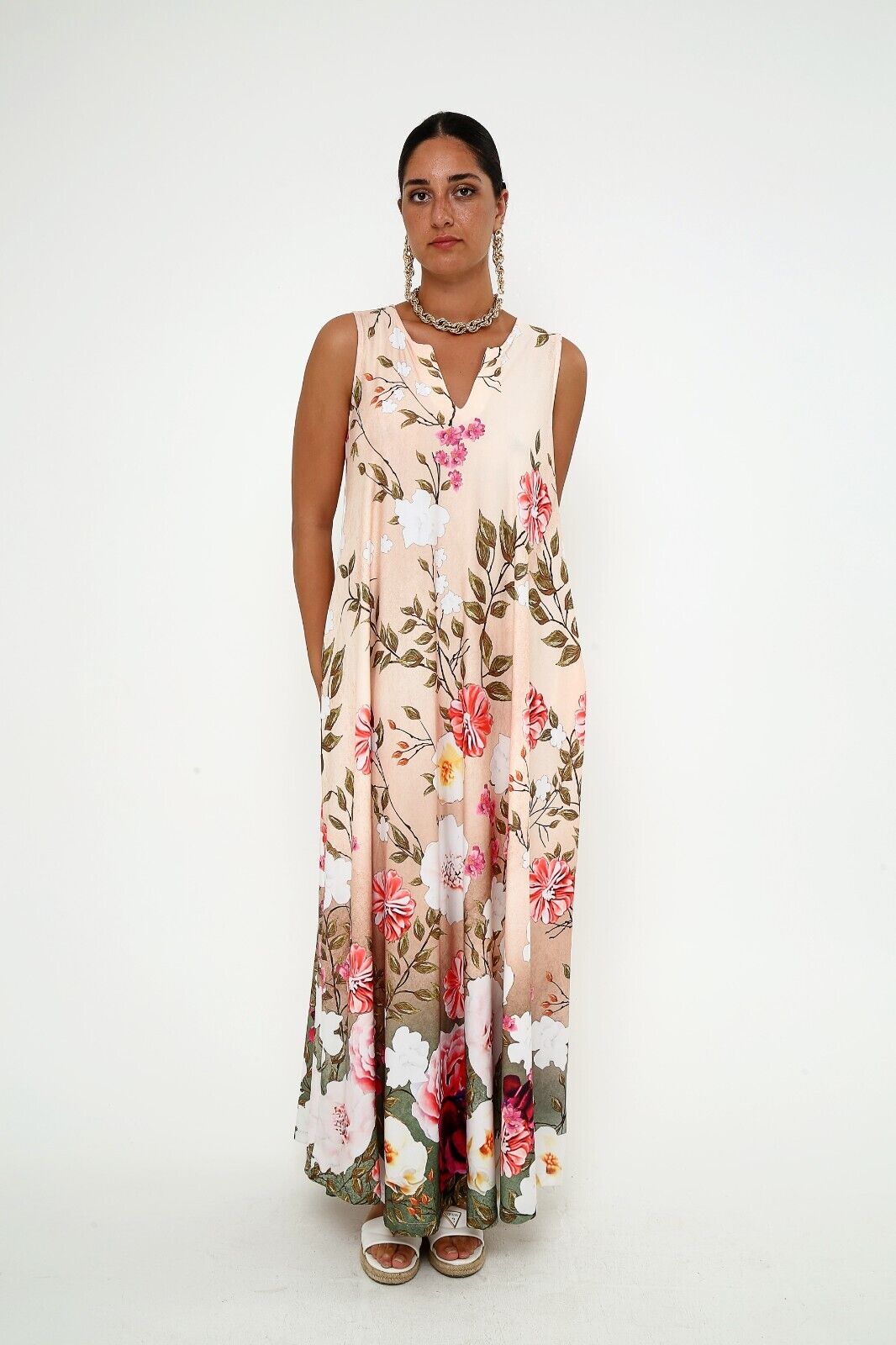 Women's Blush Floral Elegance Viscose Sleeveless Beige Maxi Dress With Pocket
