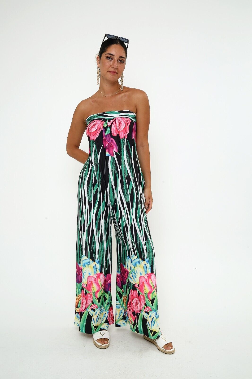 Women's Tropical Strapless Wide-Leg Jumpsuit - Vibrant Floral & Feather Print