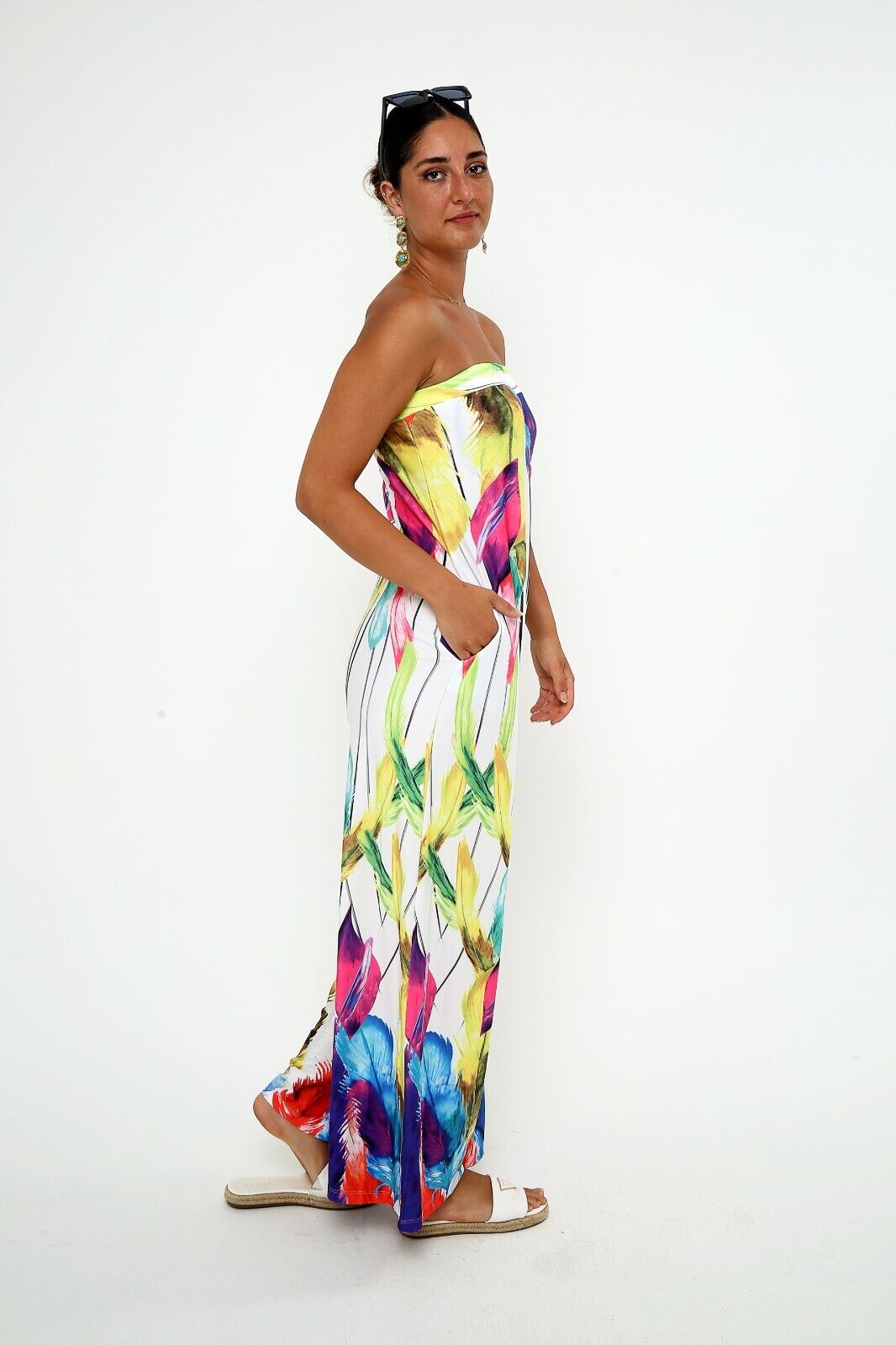 Women's Vibrant Strapless Wide-Leg Jumpsuit Colorful Feather Print