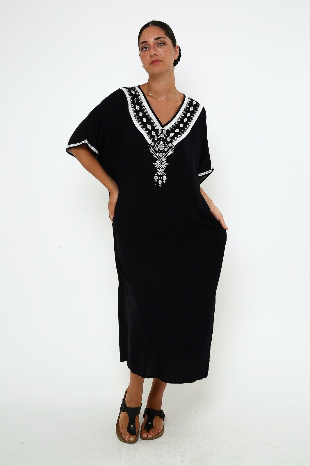 Women's Embroidered V neck dress , Women Kaftan Dress , Dress with Pockets