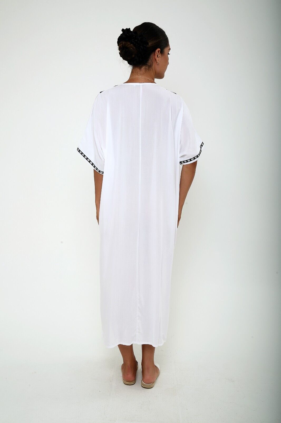 Women's Embroidered V neck dress , Women Kaftan Dress , Dress with Pockets
