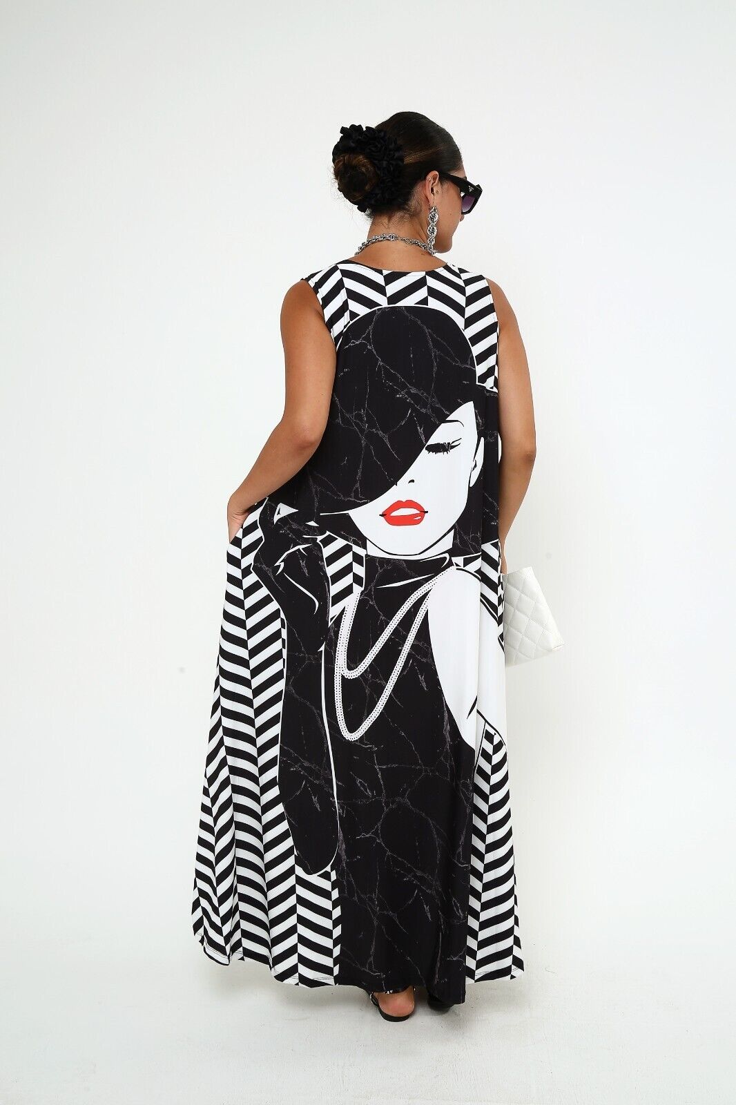 Women's Monochrome Glamour Viscose Sleeveless Maxi Dress With Pocket M