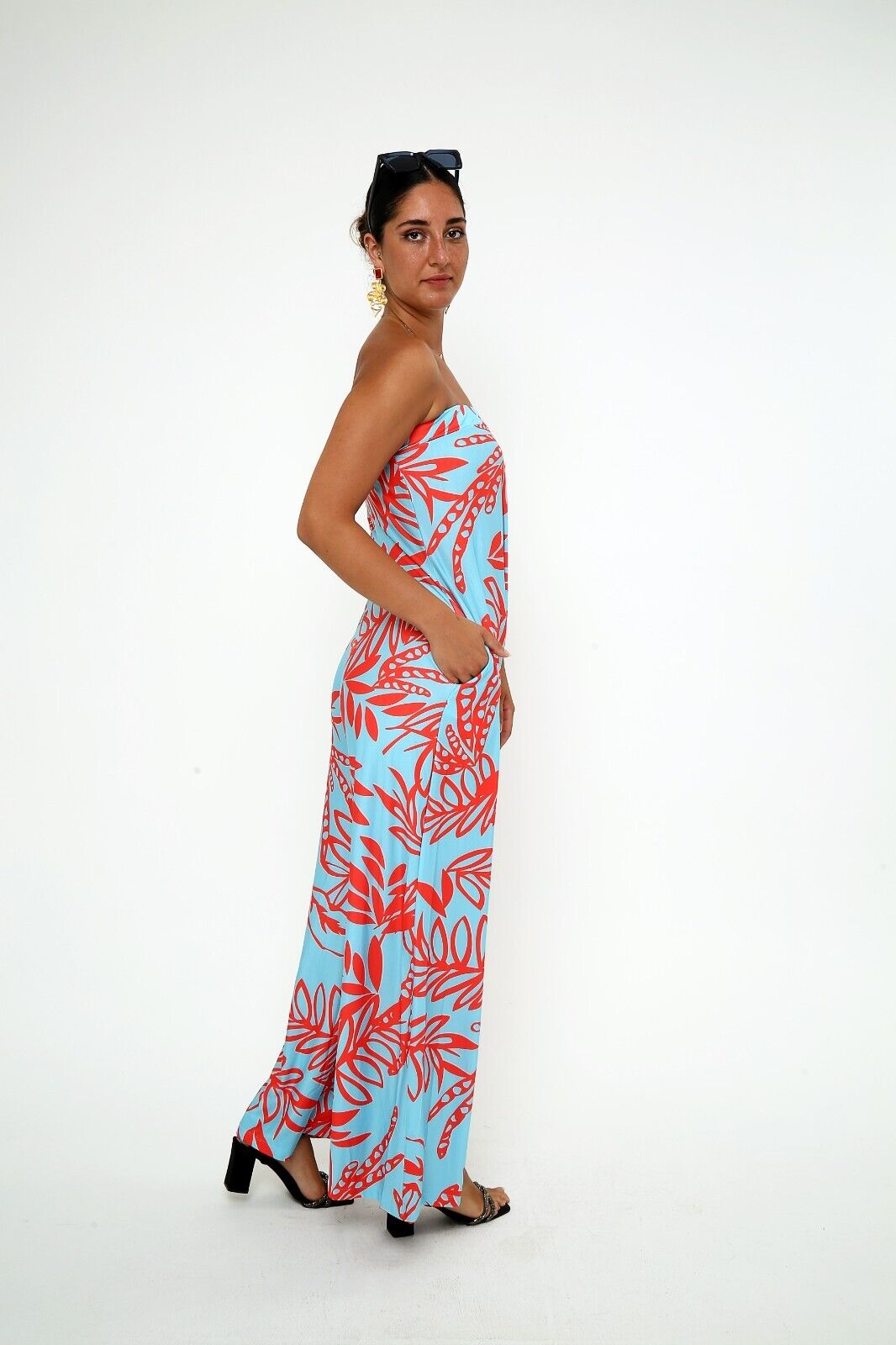 Women's Blue & Red Tropical Print Strapless Jumpsuit - Wide-Leg Viscose