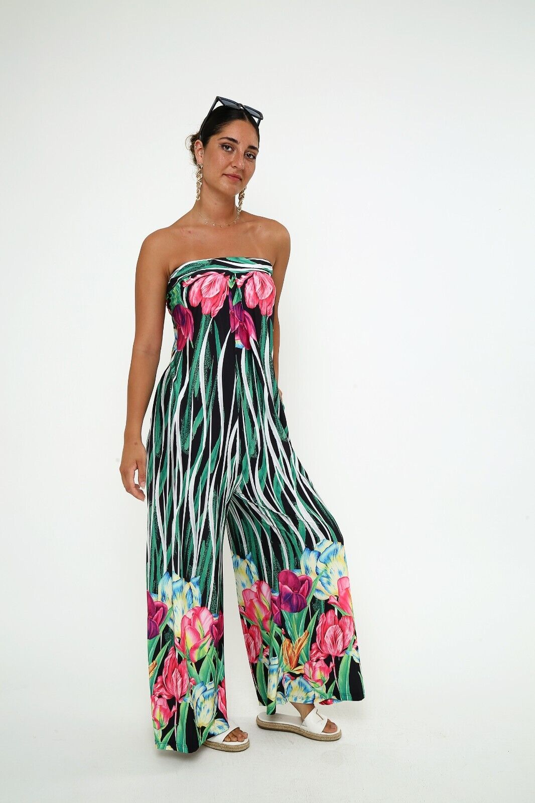 Women's Tropical Strapless Wide-Leg Jumpsuit - Vibrant Floral & Feather Print