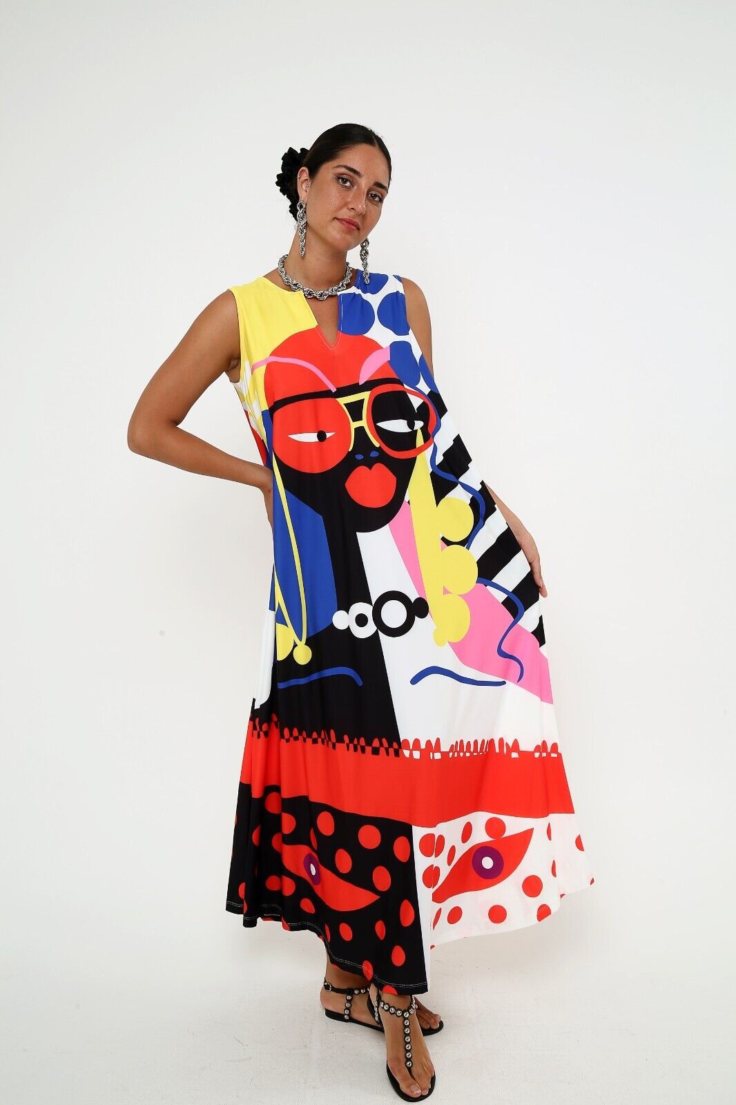 Women's Abstract Bold Pop Art Viscose Sleeveless Maxi Dress With Pocket