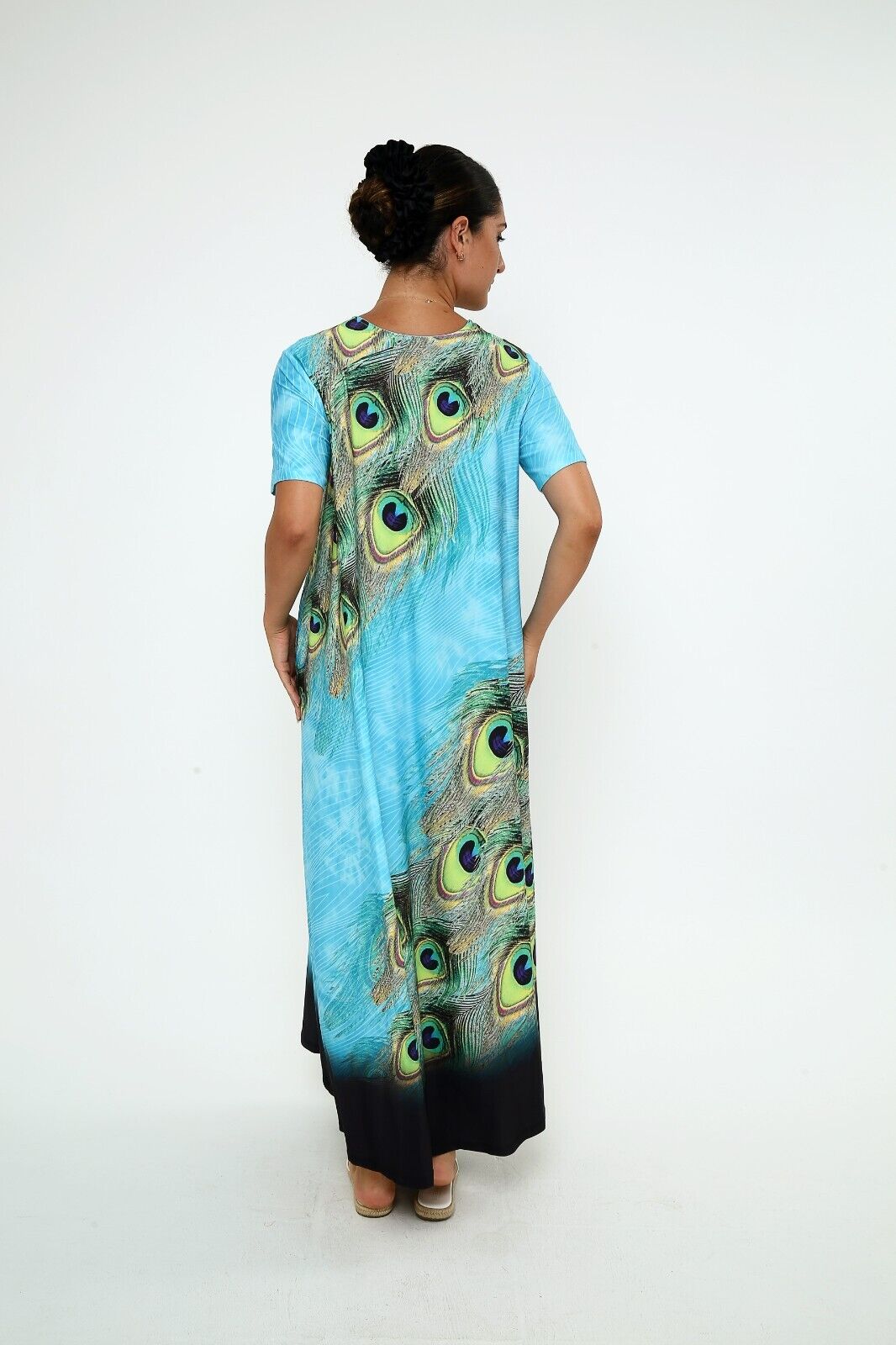 Women's Elegant Peacock Feather Maxi Dress in Serene Blue